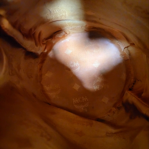 Authentic MCM Drawstring Visetos Bucket Bag - Picture 13 of 15